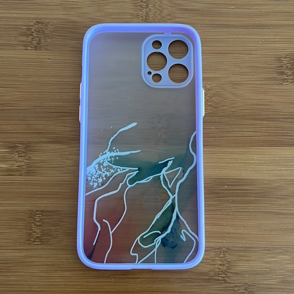 An iPhone 12 Pro Max cover soft - Picture 2 of 2